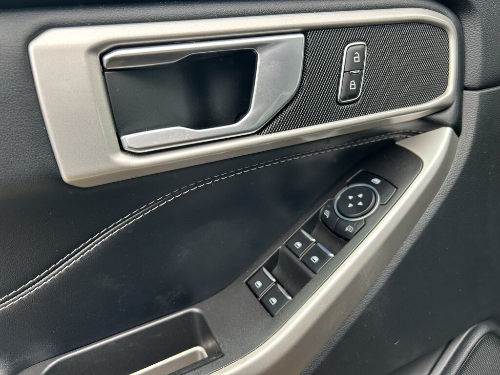 2023 Ford Explorer XLT Crestwood KY