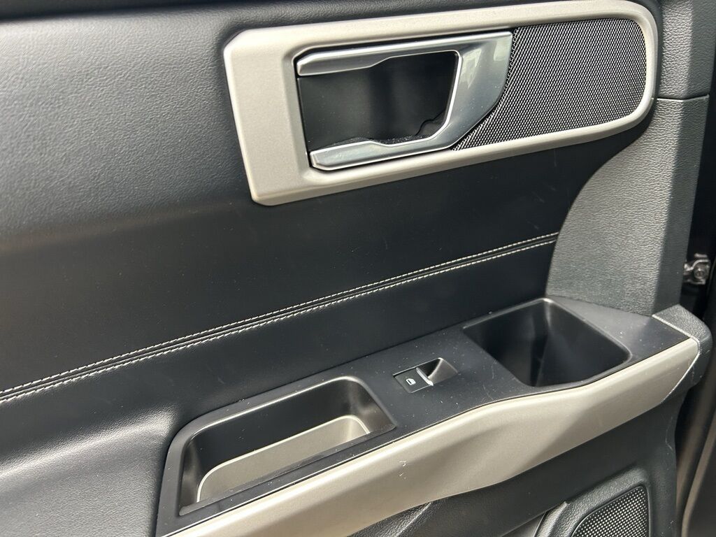 2023 Ford Explorer XLT Crestwood KY