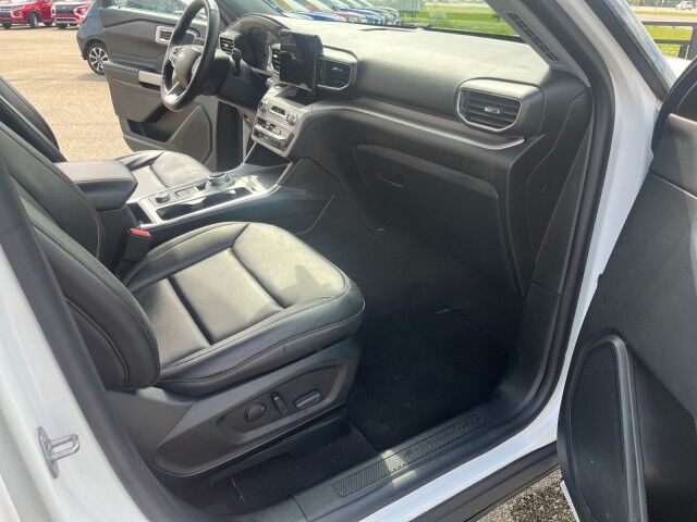 2023 Ford Explorer XLT Grande Prairie AB