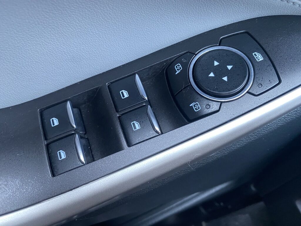2023 Ford Explorer XLT Green Bay WI
