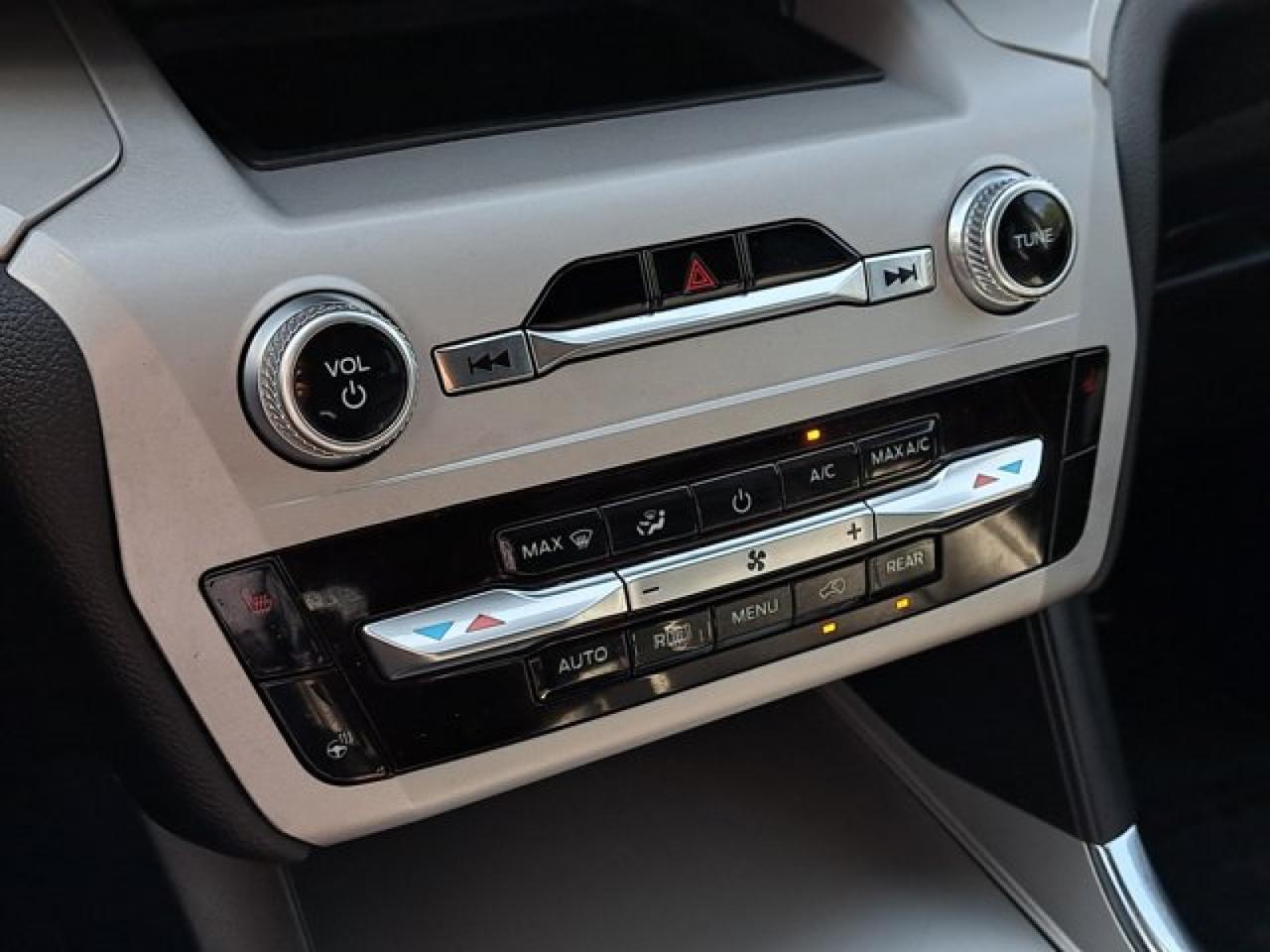 2023 Ford Explorer XLT Lakeworth FL