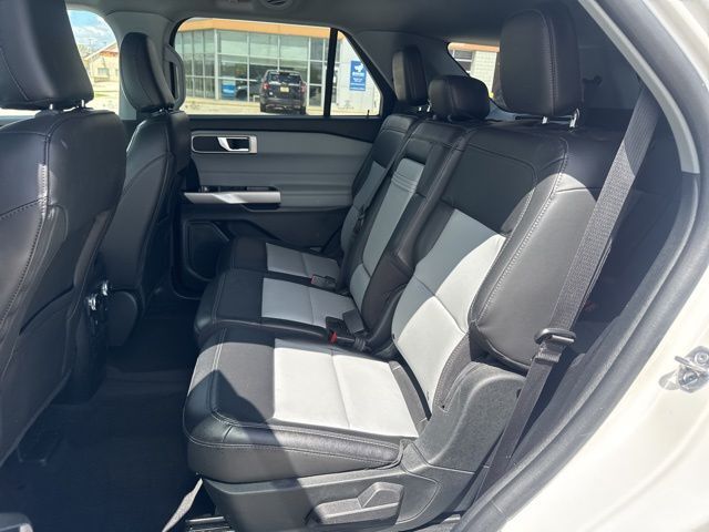 2023 Ford Explorer XLT Random Lake WI