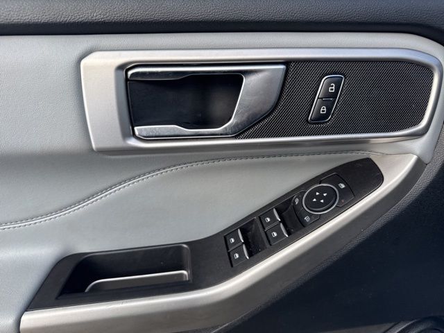 2023 Ford Explorer XLT Random Lake WI
