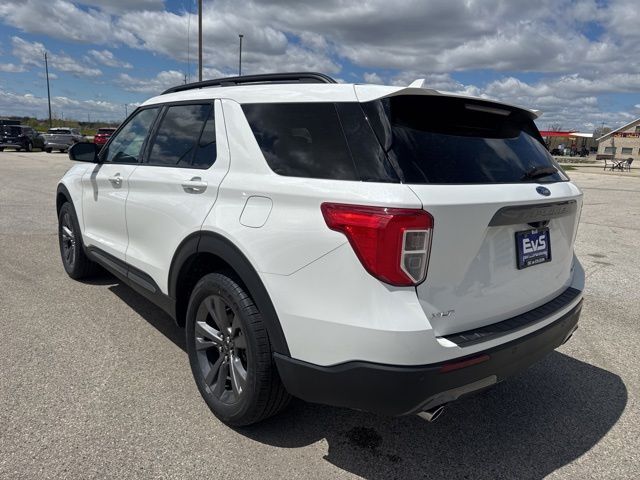 2023 Ford Explorer XLT Random Lake WI