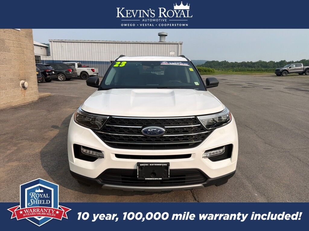 2023 Ford Explorer XLT