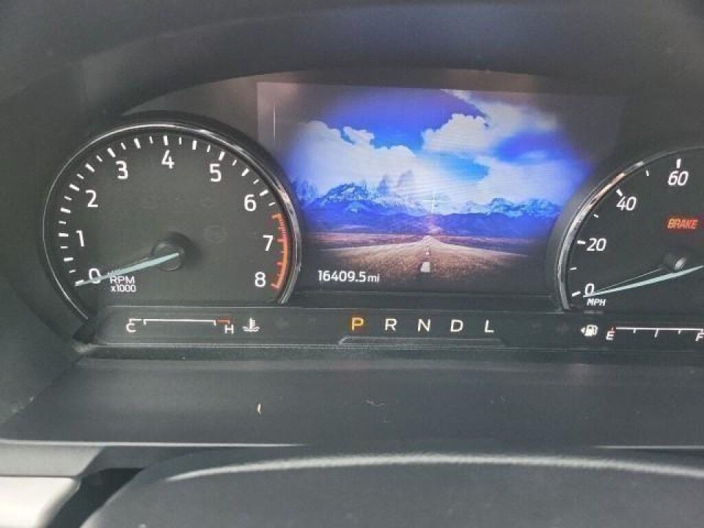 2023 Ford Explorer XLT Vestal NY