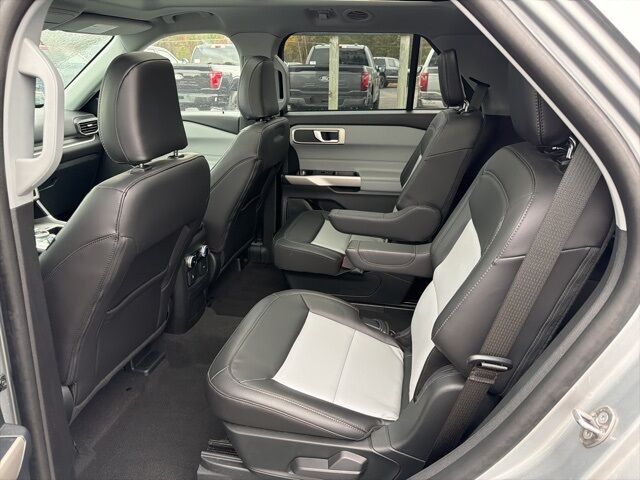 2023 Ford Explorer XLT Pine River MN