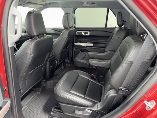 2023 Ford Explorer XLT Pine River MN