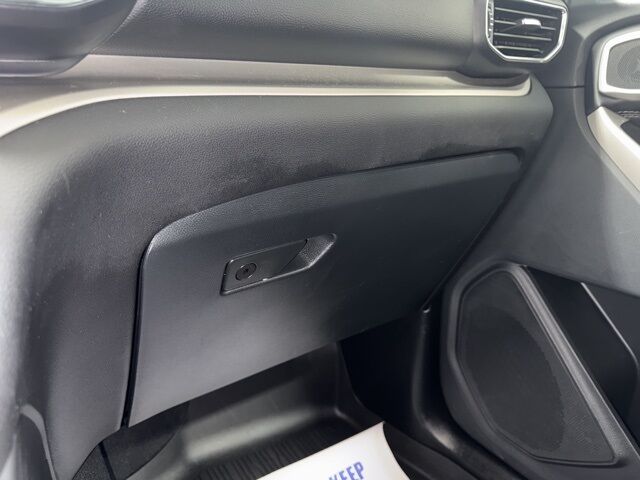 2023 Ford Explorer XLT Pine River MN
