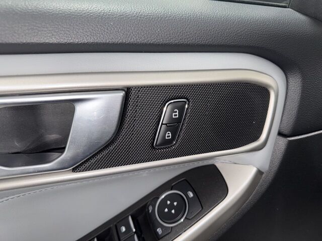 2023 Ford Explorer XLT Pine River MN