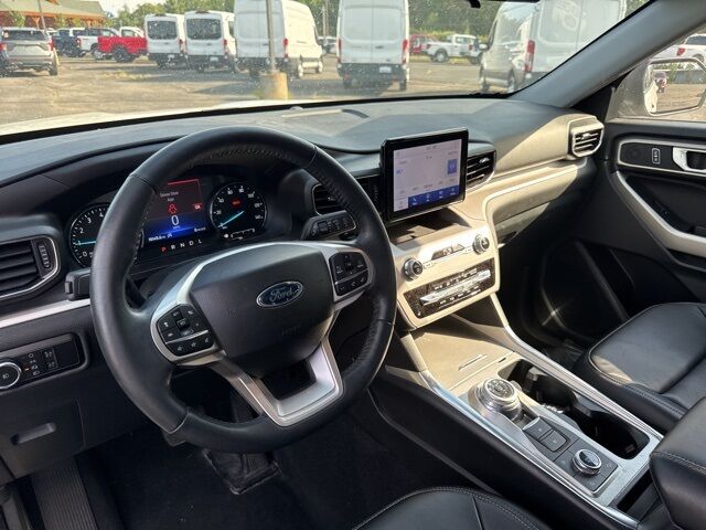 2023 Ford Explorer XLT Pine River MN