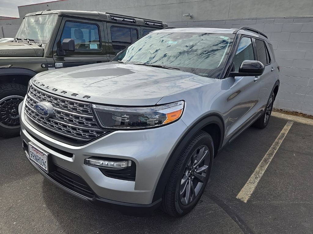 2023 Ford Explorer XLT