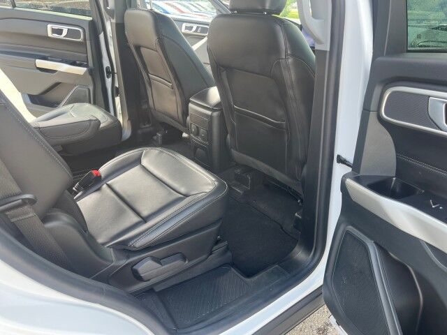 2023 Ford Explorer XLT Whitecourt AB