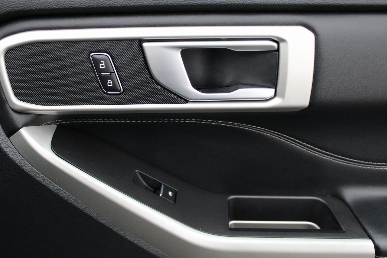 2023 Ford Explorer XLT Stafford VA