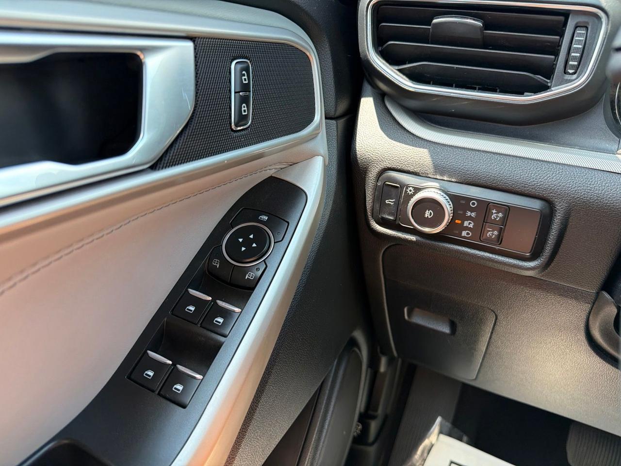 2023 Ford Explorer XLT Ashland VA