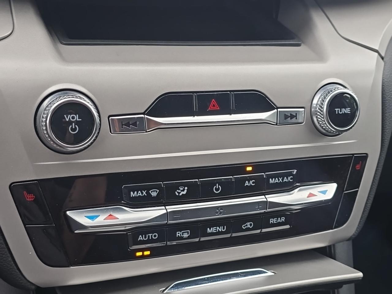 2023 Ford Explorer XLT Gaithersburg MD