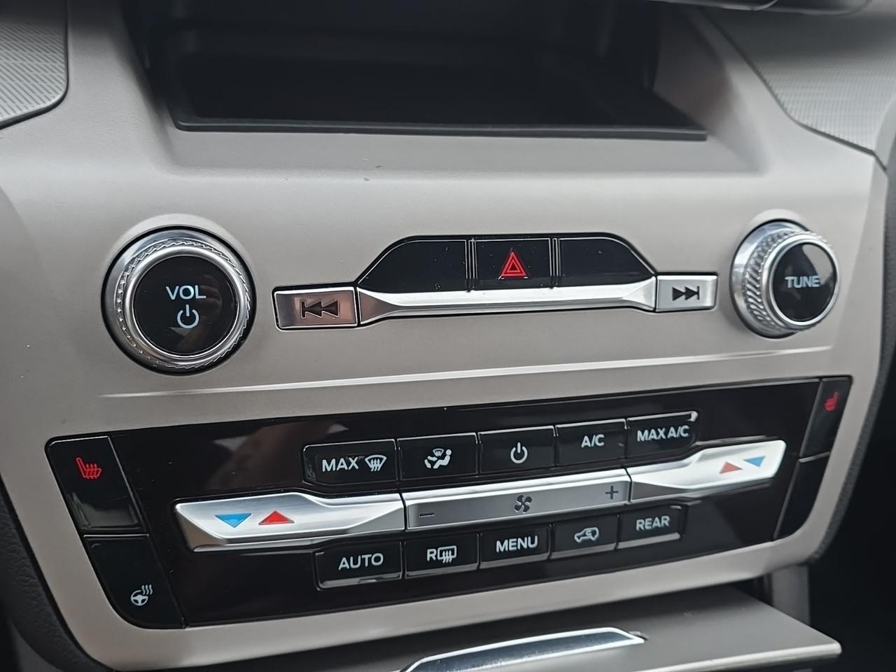 2023 Ford Explorer XLT Gaithersburg MD
