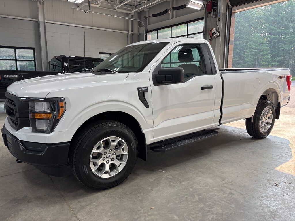 2023 Ford F-150 4x4 Regular Cab XL Minocqua WI