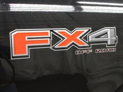 2023 Ford F-150 4x4 SUperCrew Lariat Fond du Lac WI