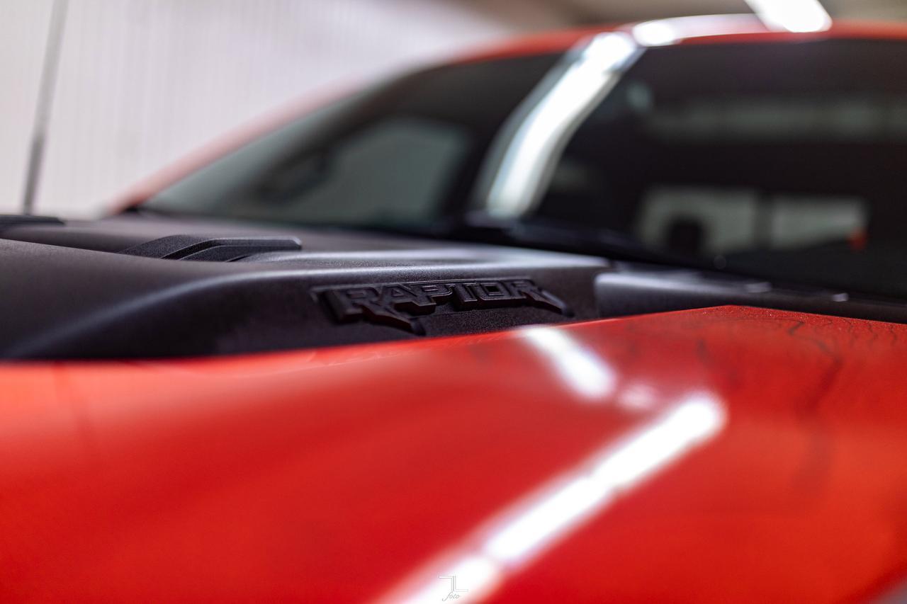 2023 Ford F-150 4x4 Super Crew Raptor Leather Roof Nav BCam Red Deer AB