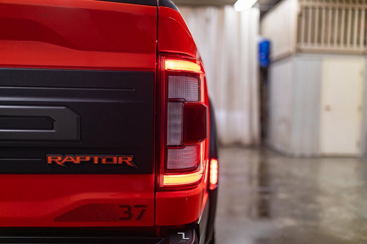 2023 Ford F-150 4x4 Super Crew Raptor Leather Roof Nav BCam Red Deer AB