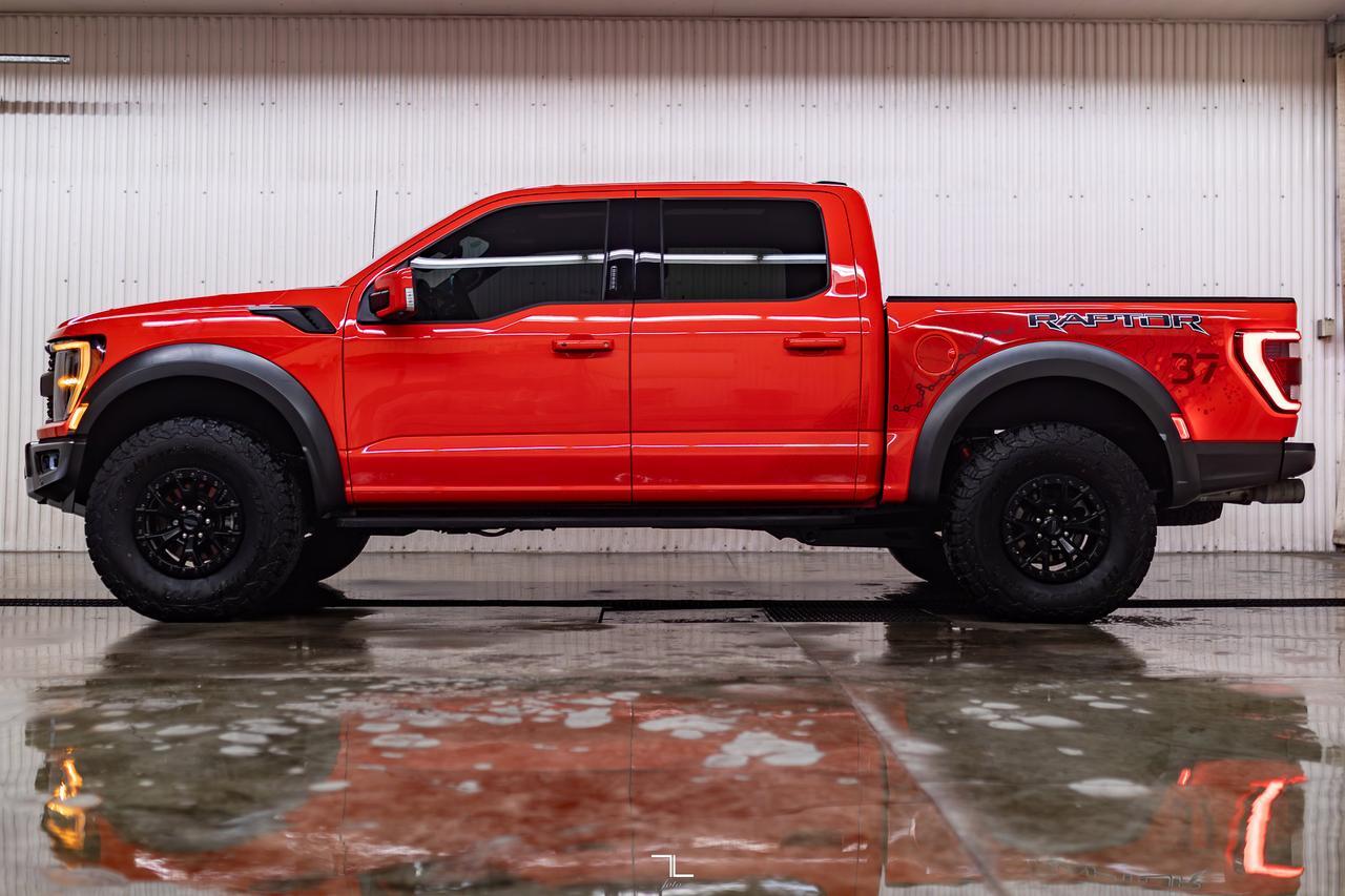 2023 Ford F-150 4x4 Super Crew Raptor Leather Roof Nav BCam Red Deer AB