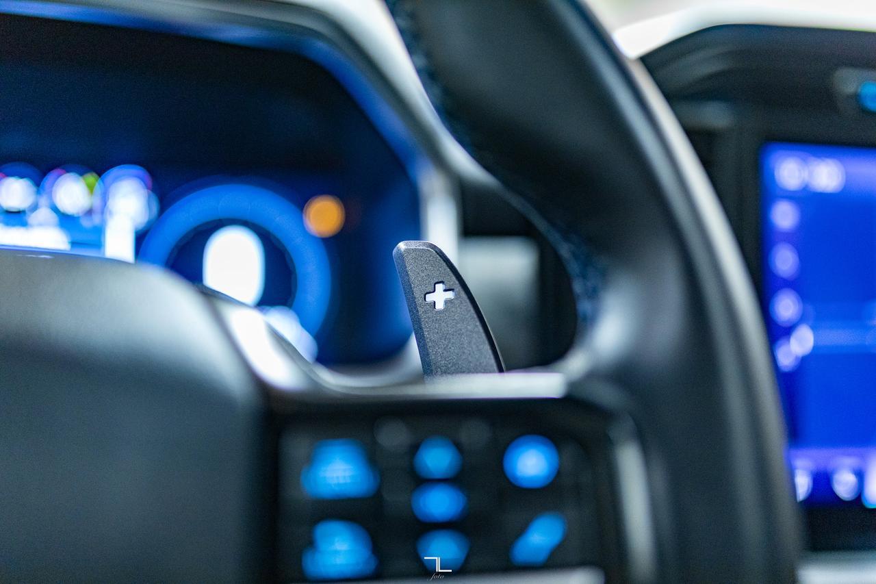 2023 Ford F-150 4x4 Super Crew Raptor Leather Roof Nav BCam Red Deer AB