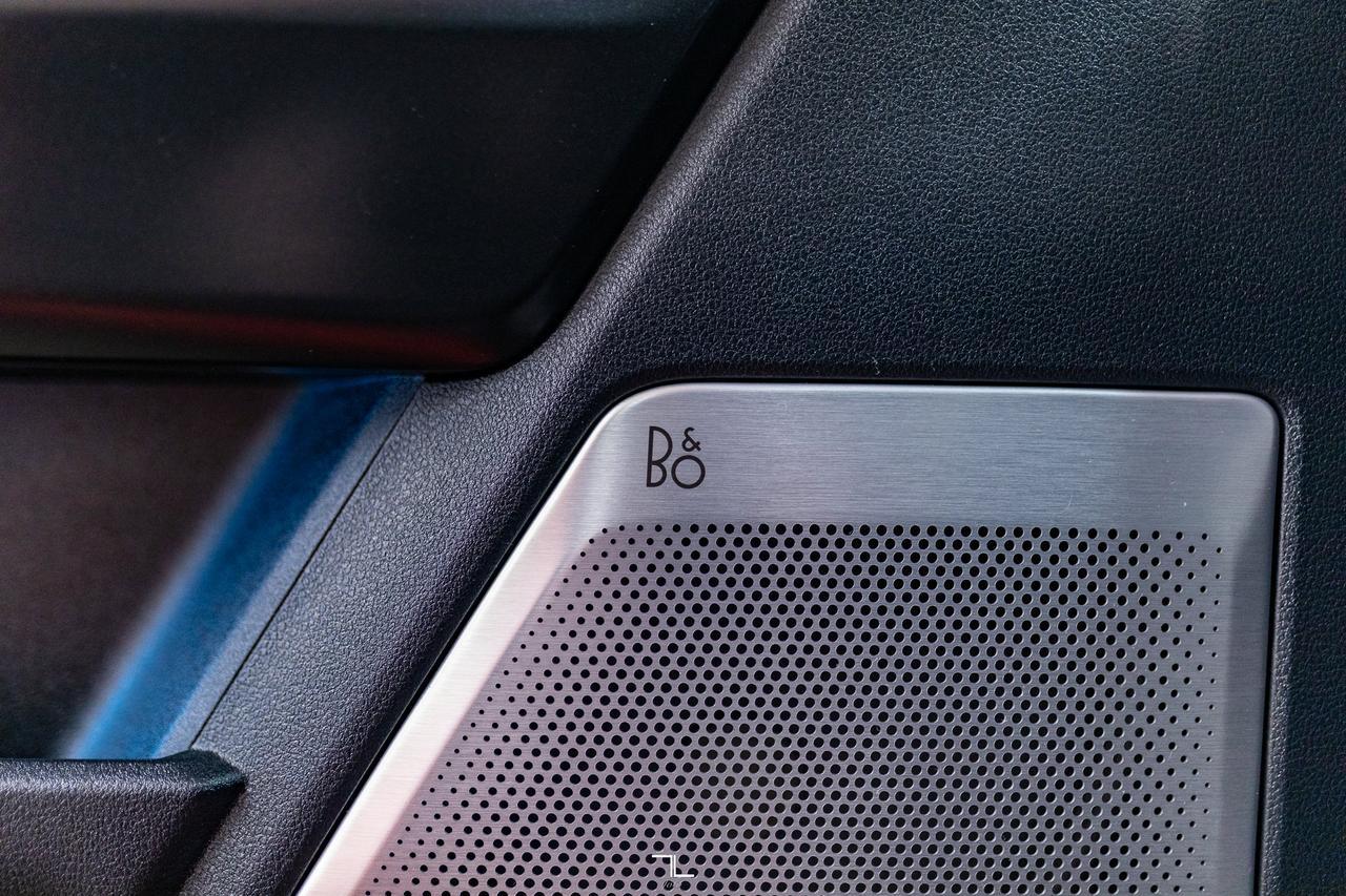 2023 Ford F-150 4x4 Super Crew Raptor Leather Roof Nav BCam Red Deer AB