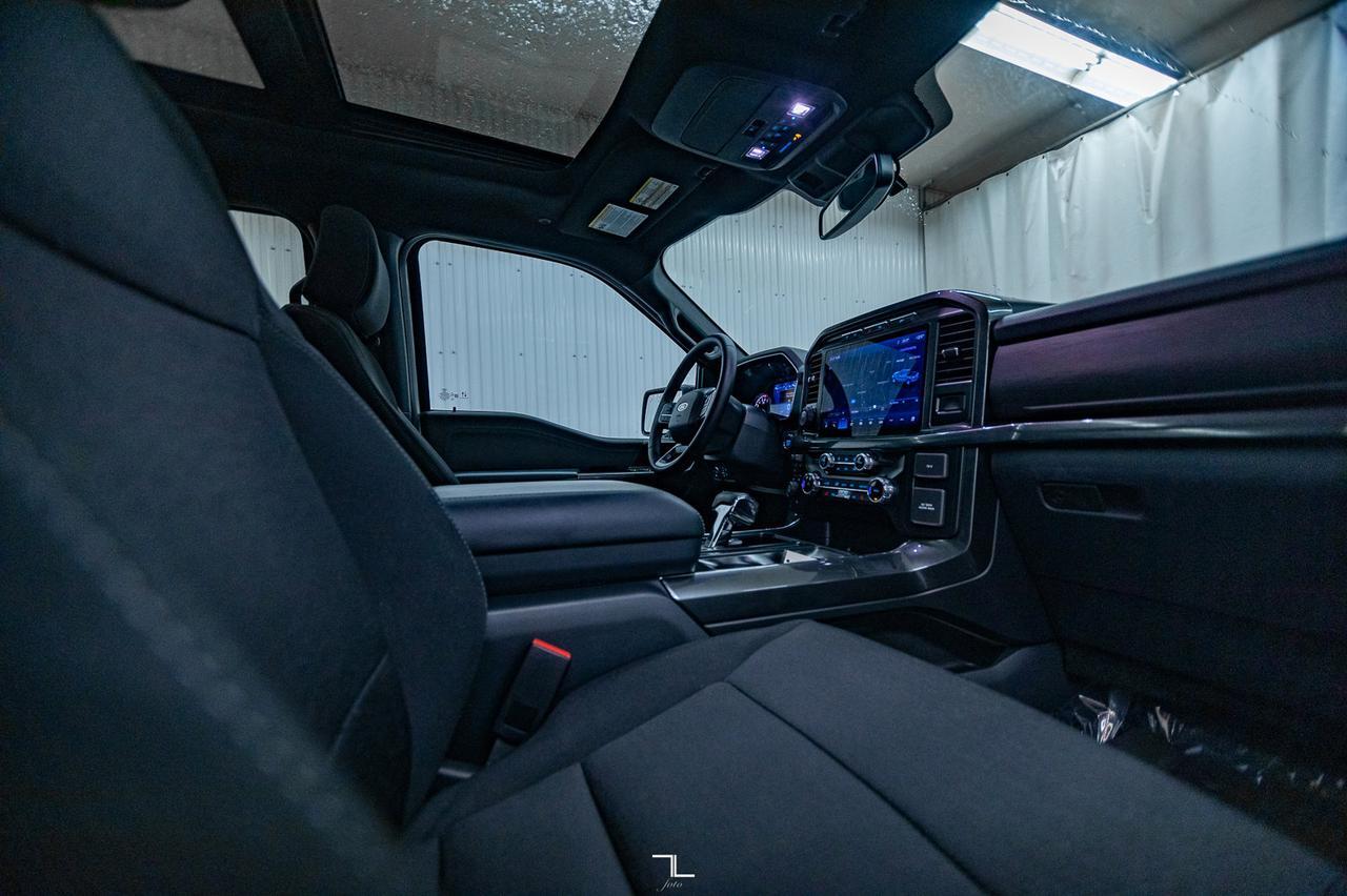 2023 Ford F-150 4x4 Super Crew XLT FX4 Nav Roof BCam Red Deer AB