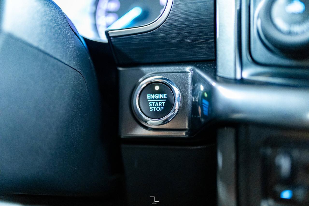 2023 Ford F-150 4x4 Super Crew XLT FX4 Nav Roof BCam Red Deer AB