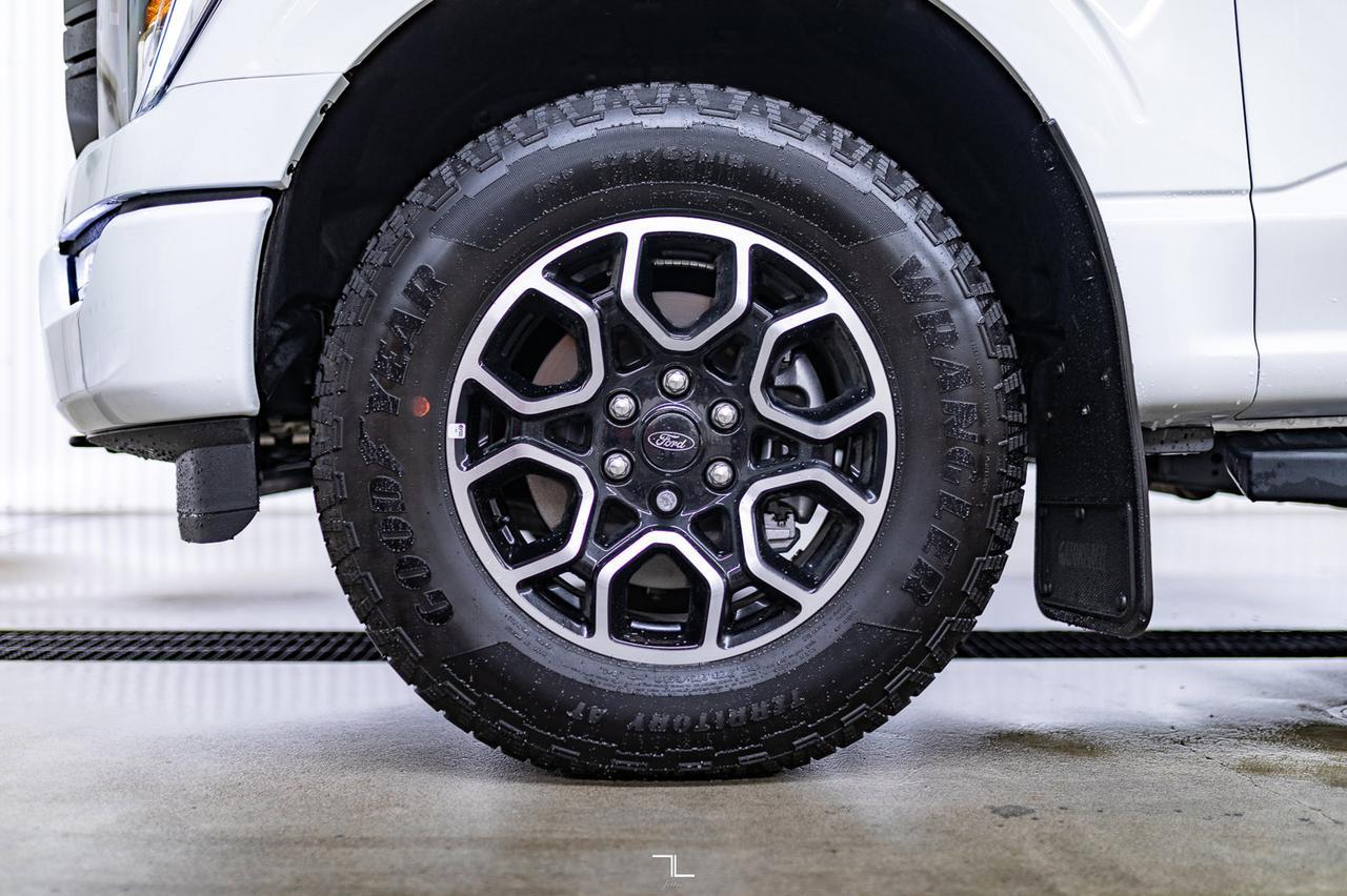 2023 Ford F-150 4x4 Super Crew XLT FX4 Nav Roof BCam Red Deer AB