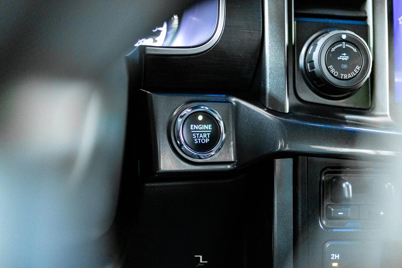 2023 Ford F-150 4x4 Super Crew XLT Sport Longbox Nav BCam Red Deer AB