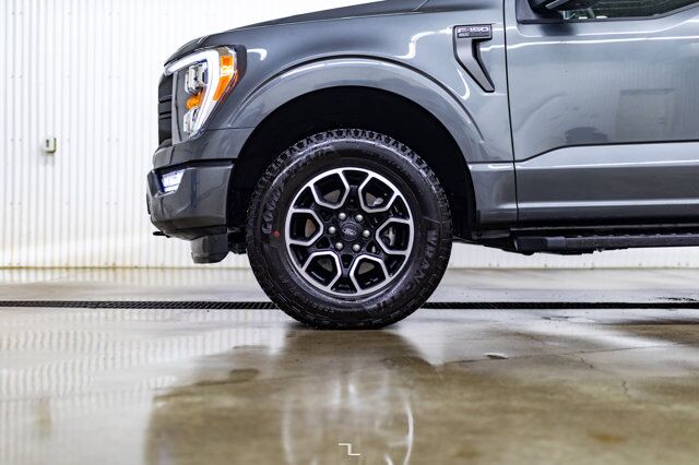 2023 Ford F-150 4x4 Super Crew XLT Sport Nav BCam Red Deer AB