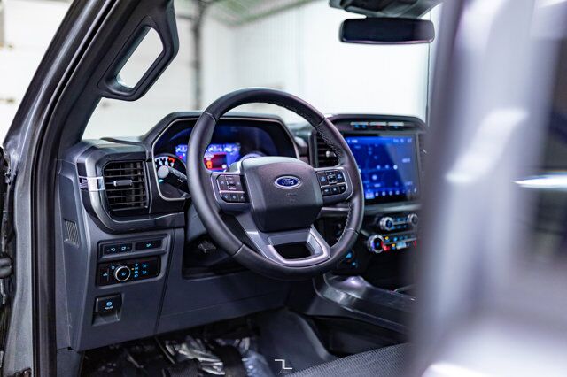 2023 Ford F-150 4x4 Super Crew XLT Sport Nav BCam Red Deer AB