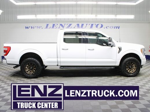 2023_Ford_F-150_4x4 SuperCrew Lariat_ Fond du Lac WI