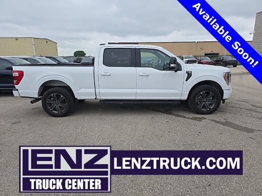2023_Ford_F-150_4x4 SuperCrew Lariat_ Fond du Lac WI