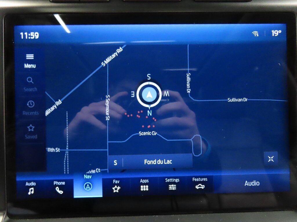 2023 Ford F-150 4x4 SuperCrew Lariat Fond du Lac WI