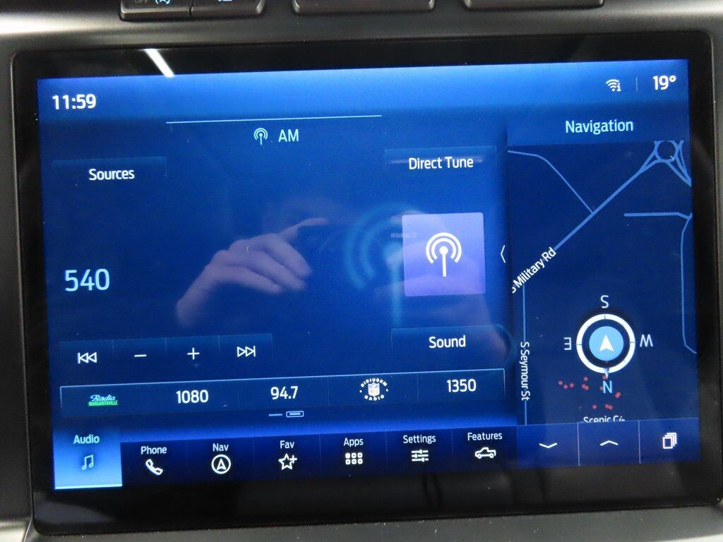 2023 Ford F-150 4x4 SuperCrew Lariat Fond du Lac WI