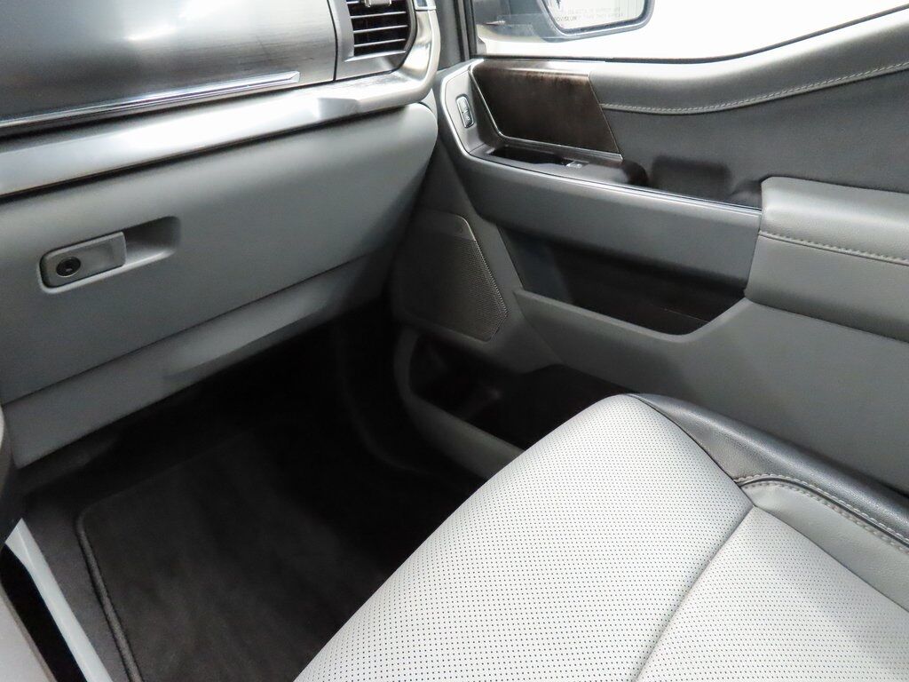 2023 Ford F-150 4x4 SuperCrew Lariat Fond du Lac WI