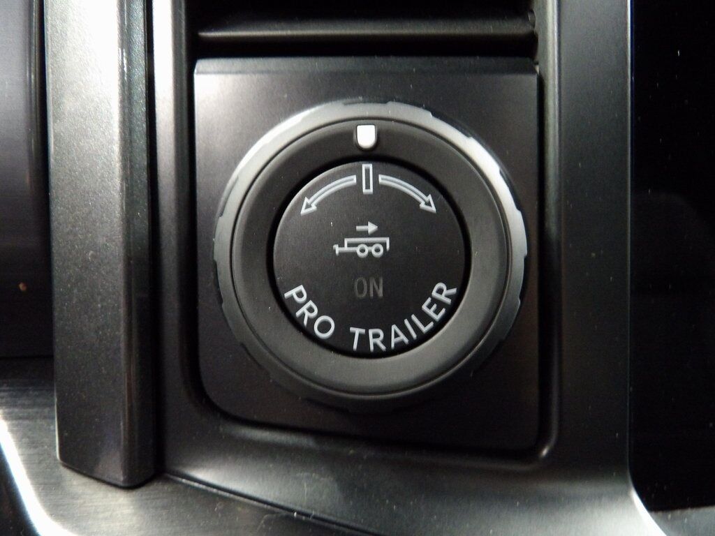 2023 Ford F-150 4x4 SuperCrew Lariat Fond du Lac WI