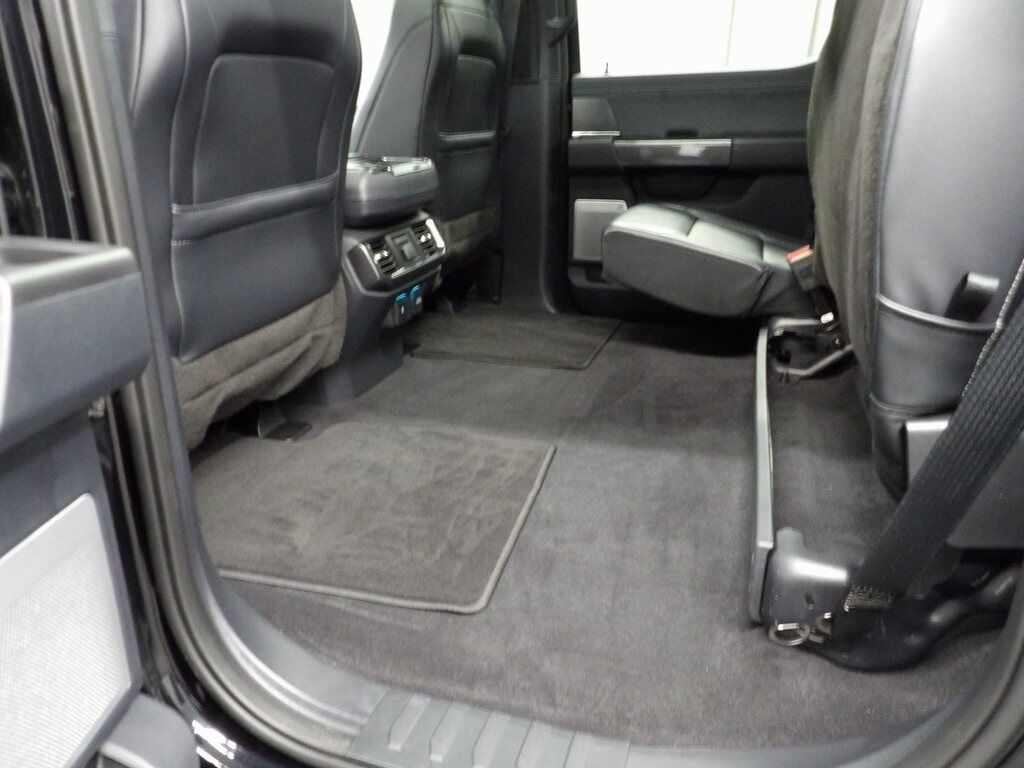 2023 Ford F-150 4x4 SuperCrew Lariat Fond du Lac WI