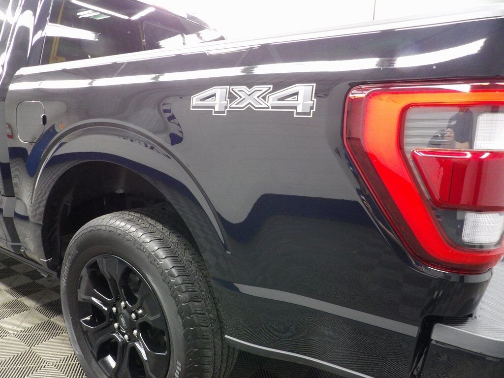 2023 Ford F-150 4x4 SuperCrew Lariat Fond du Lac WI