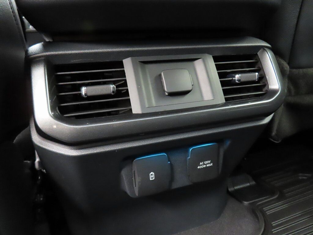 2023 Ford F-150 4x4 SuperCrew Lariat Fond du Lac WI