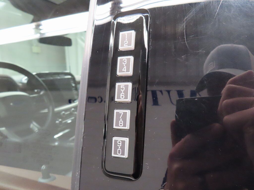 2023 Ford F-150 4x4 SuperCrew Lariat Fond du Lac WI
