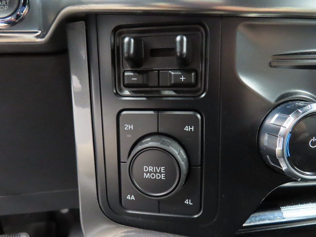 2023 Ford F-150 4x4 SuperCrew Lariat Fond du Lac WI