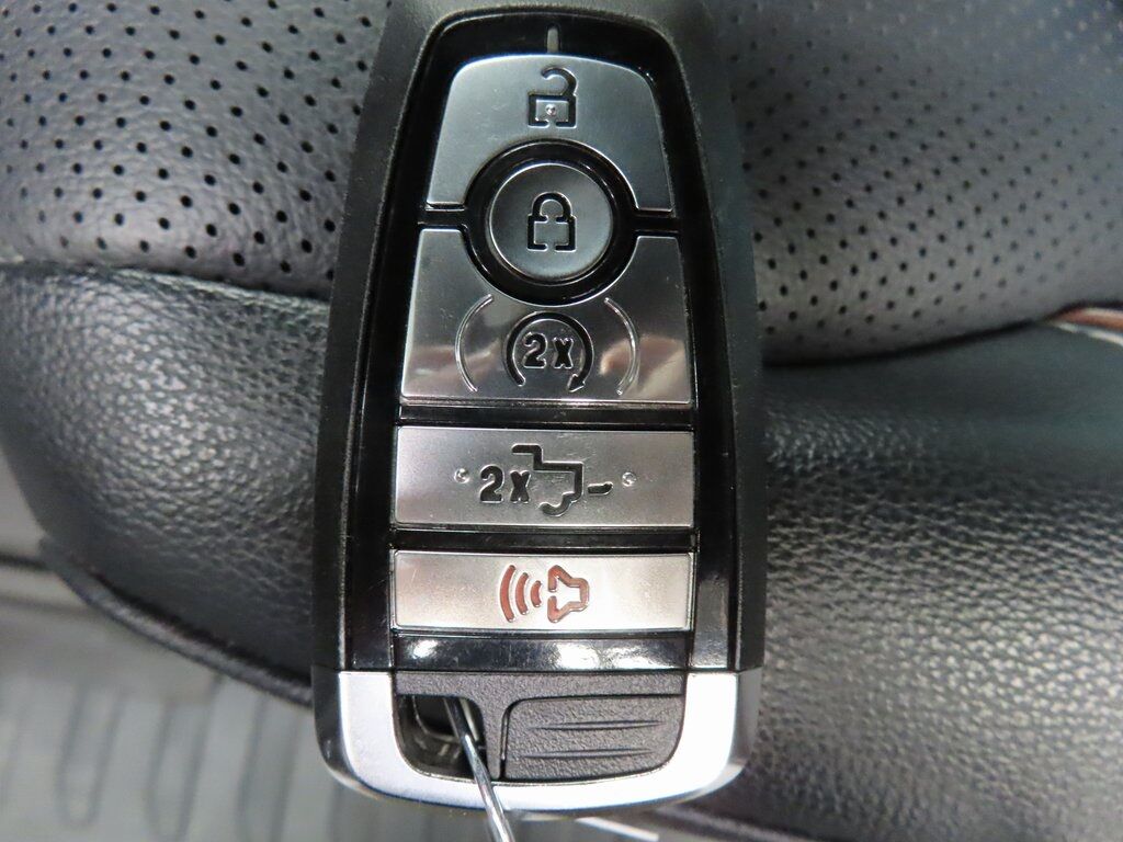 2023 Ford F-150 4x4 SuperCrew Lariat Fond du Lac WI