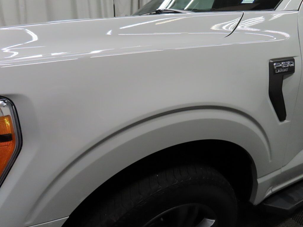2023 Ford F-150 4x4 SuperCrew Lariat Fond du Lac WI