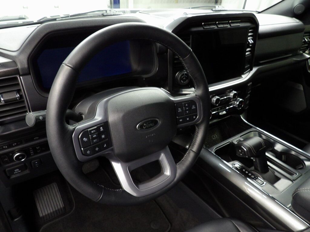 2023 Ford F-150 4x4 SuperCrew Lariat Fond du Lac WI