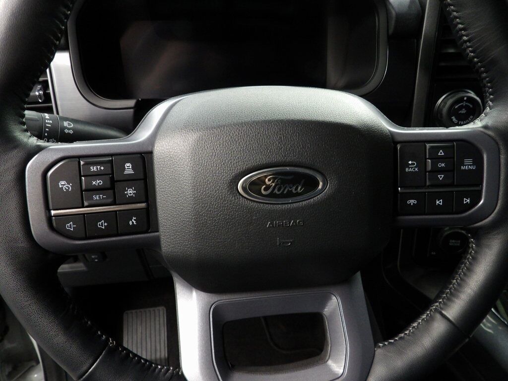 2023 Ford F-150 4x4 SuperCrew Lariat Fond du Lac WI