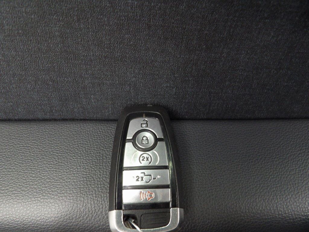 2023 Ford F-150 4x4 SuperCrew Lariat Fond du Lac WI